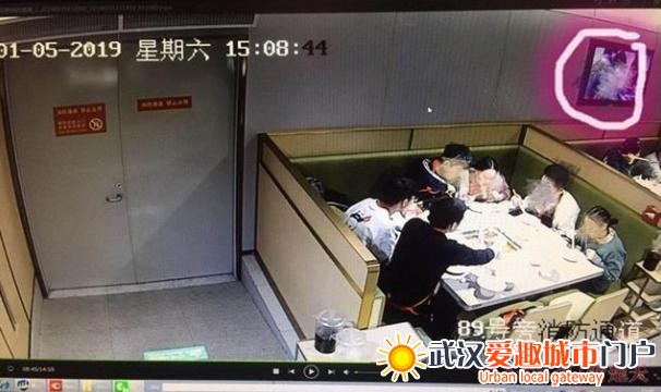 一男子在火锅店投屏播放淫秽视频被刑拘，武汉警方公布破案详情